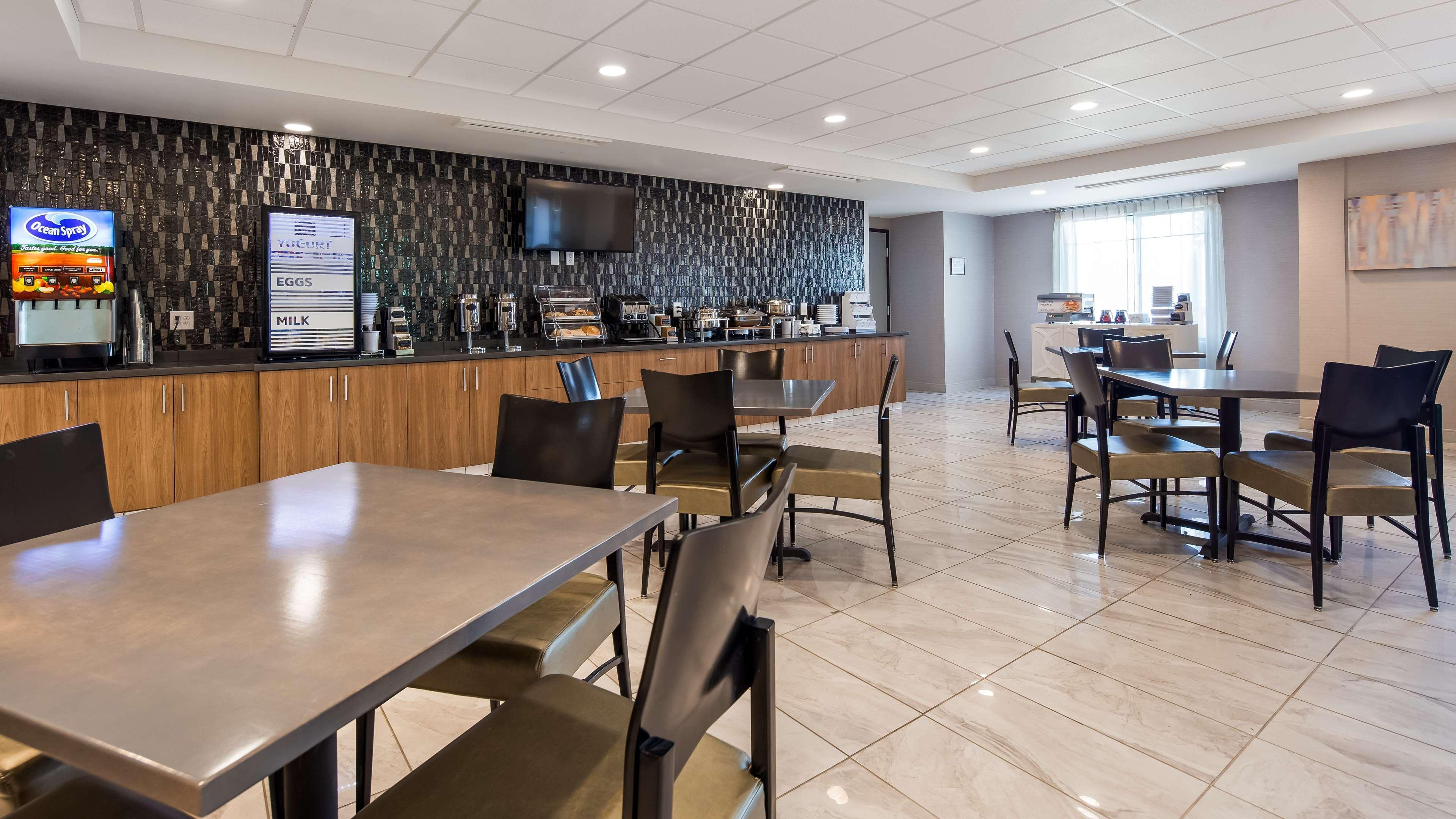 Best Western Plus West Covina Inn Екстериор снимка