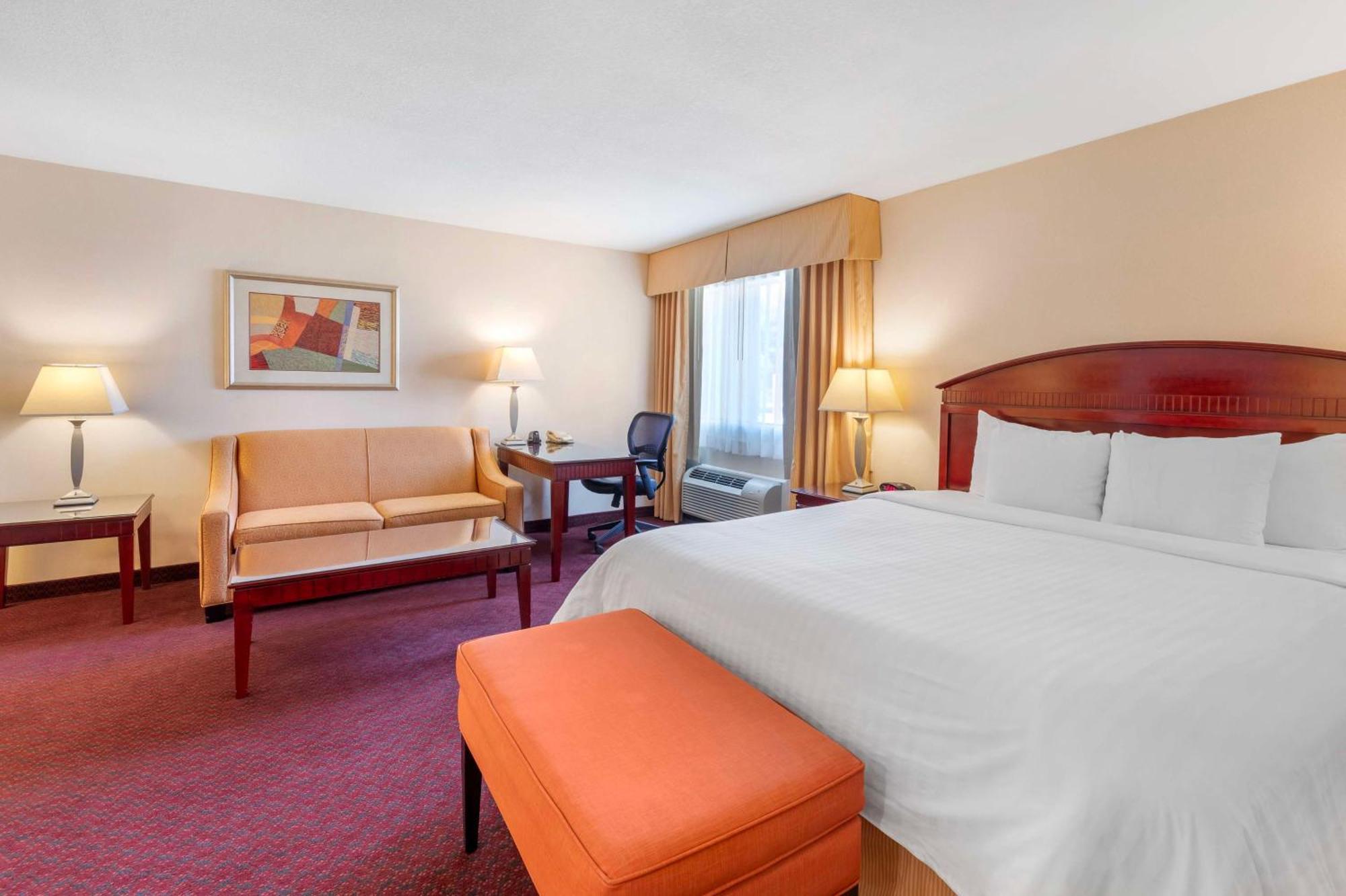 Best Western Plus West Covina Inn Екстериор снимка